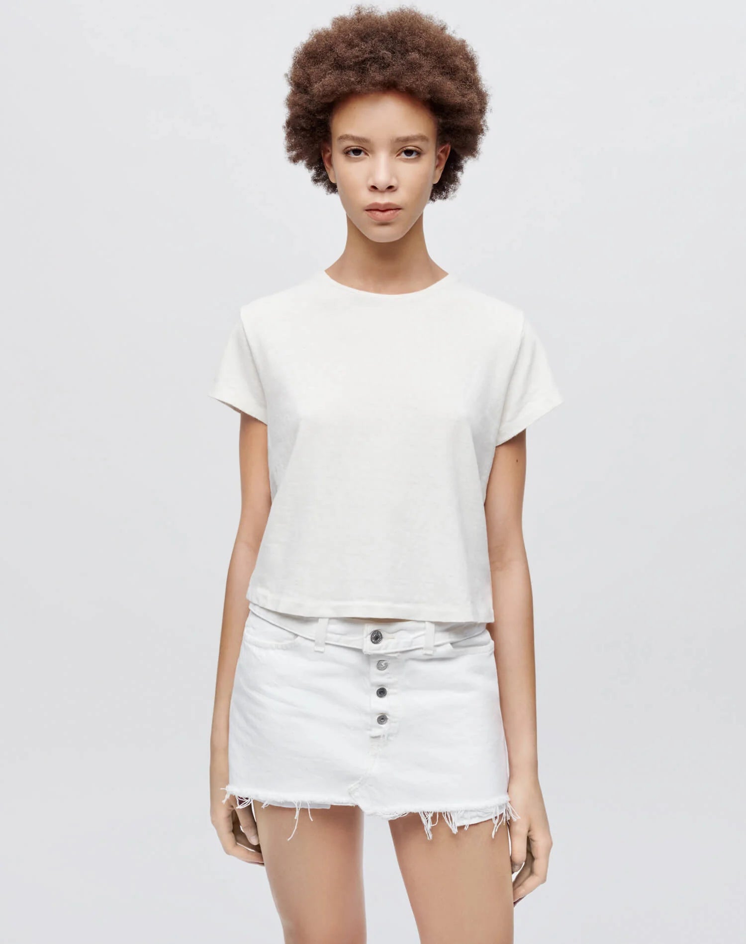 RE/DONE x Hanes 1950s Boxy Tee – Vintage-Inspired Crewneck