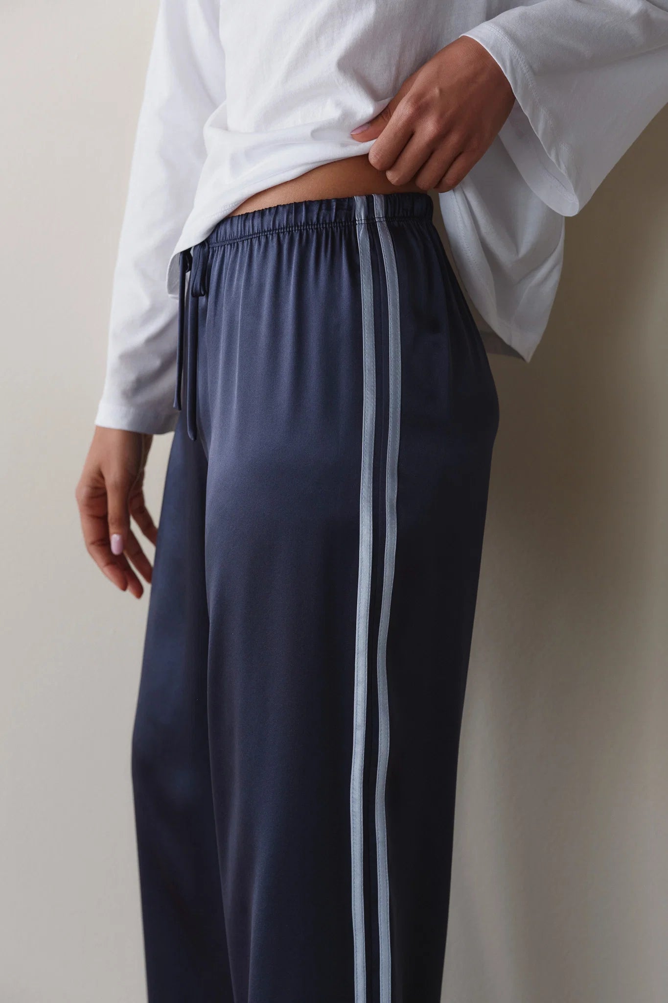 The Silk Stripe Crop Pant - Navy/cloud