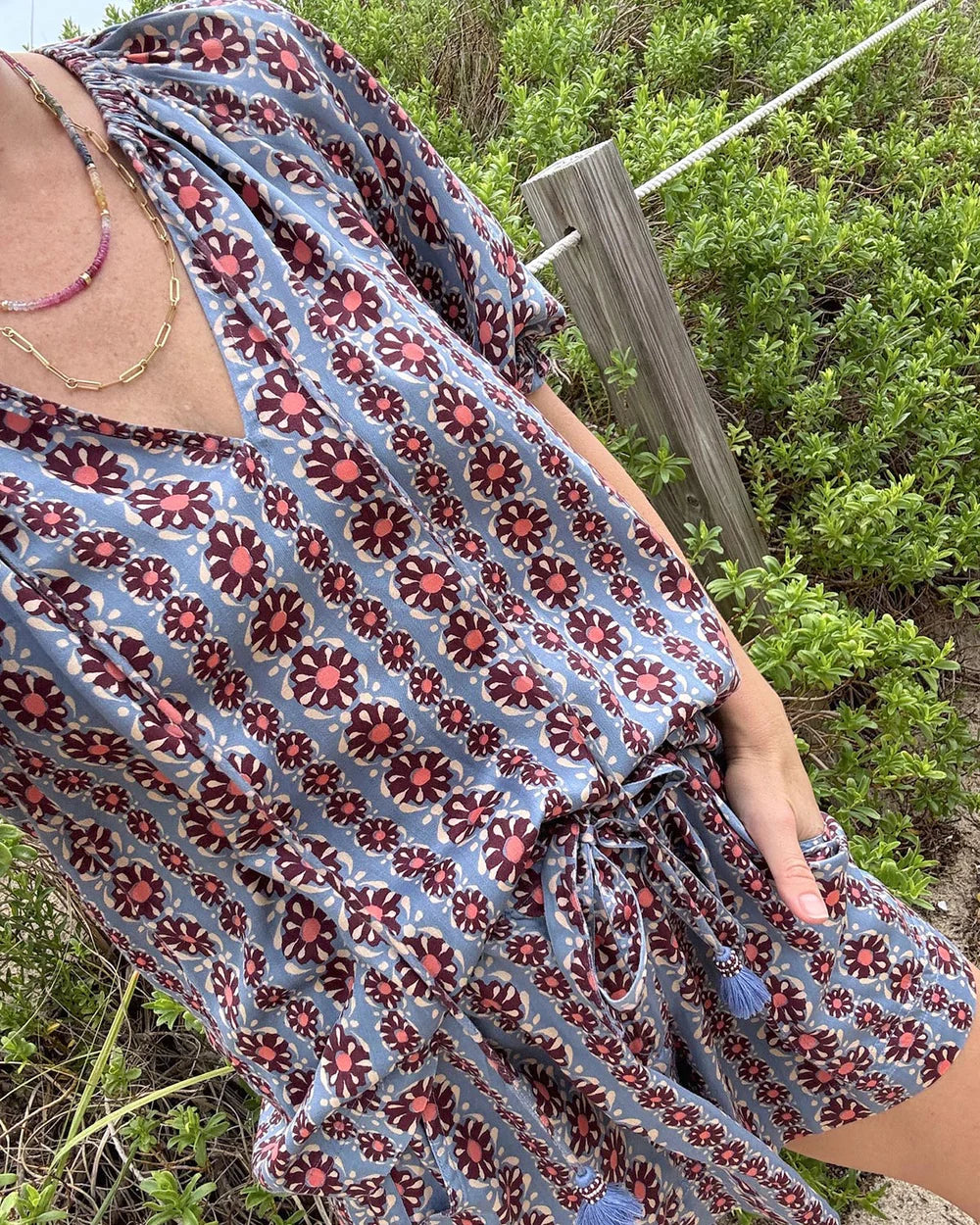 Isla blouse in omari hibiscus