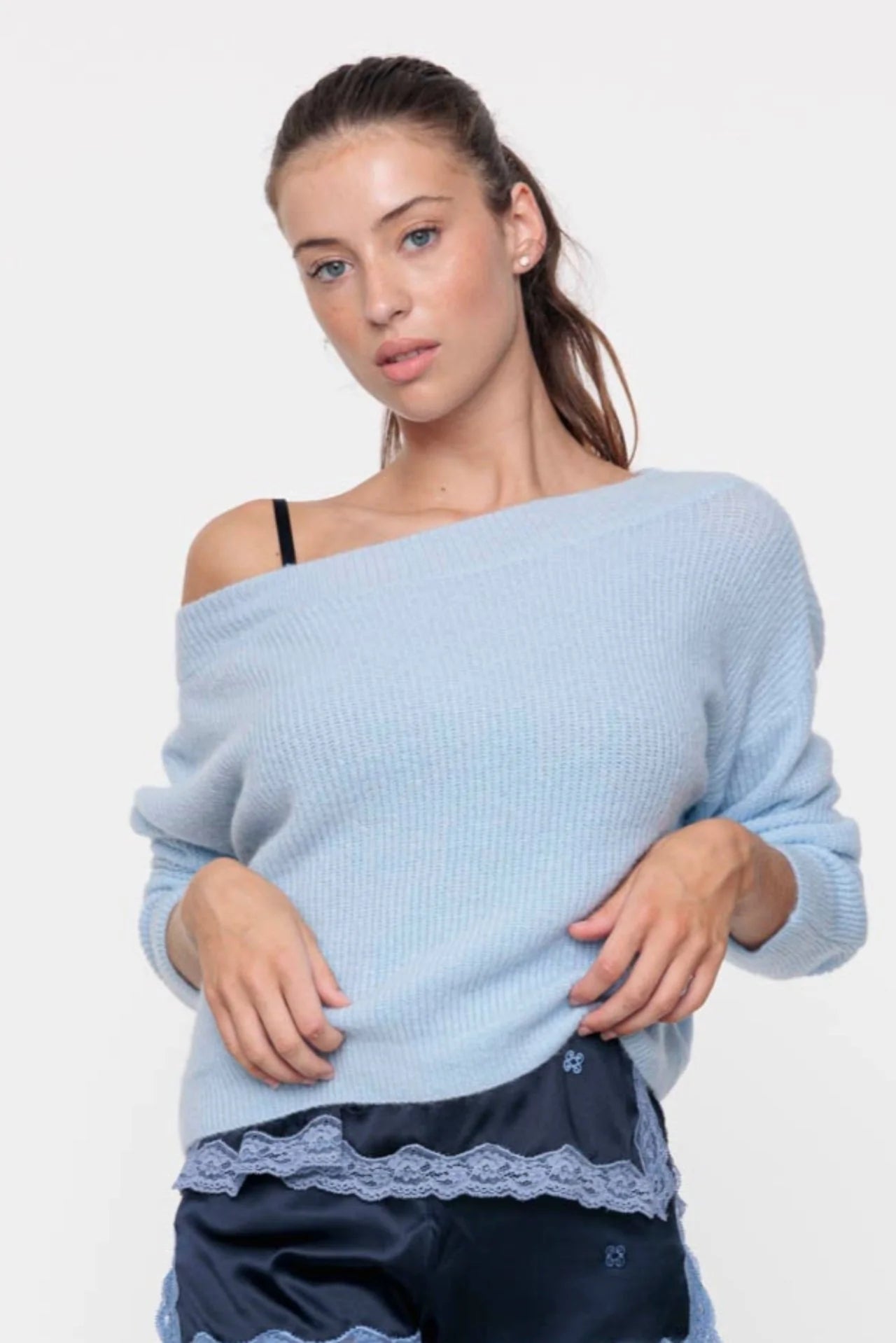 Boatneck sweater