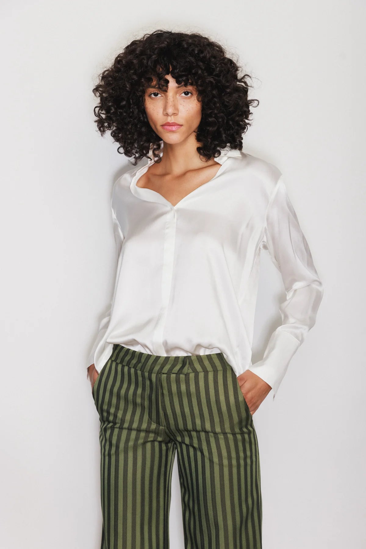 Daria French Cuff blouse - white