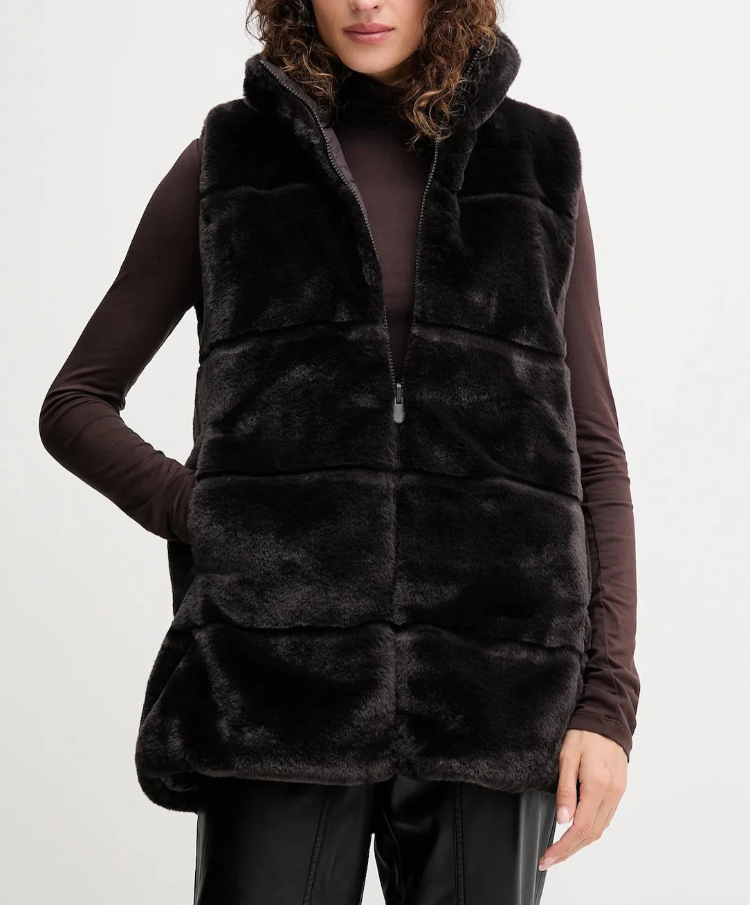 Nives faux fur vest