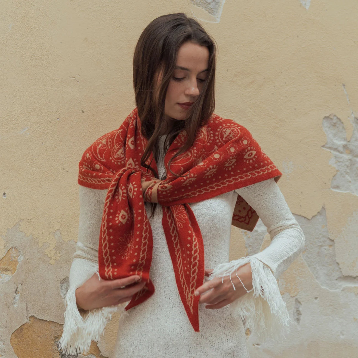Fable  Triangle Scarf