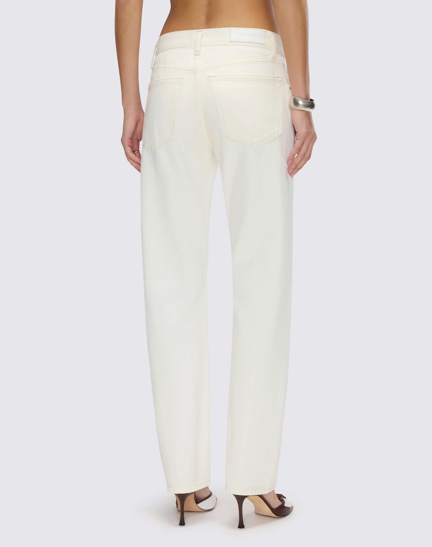RE/DONE Blondie Mid Rise Crop Jeans – Cream Nonstretch Denim