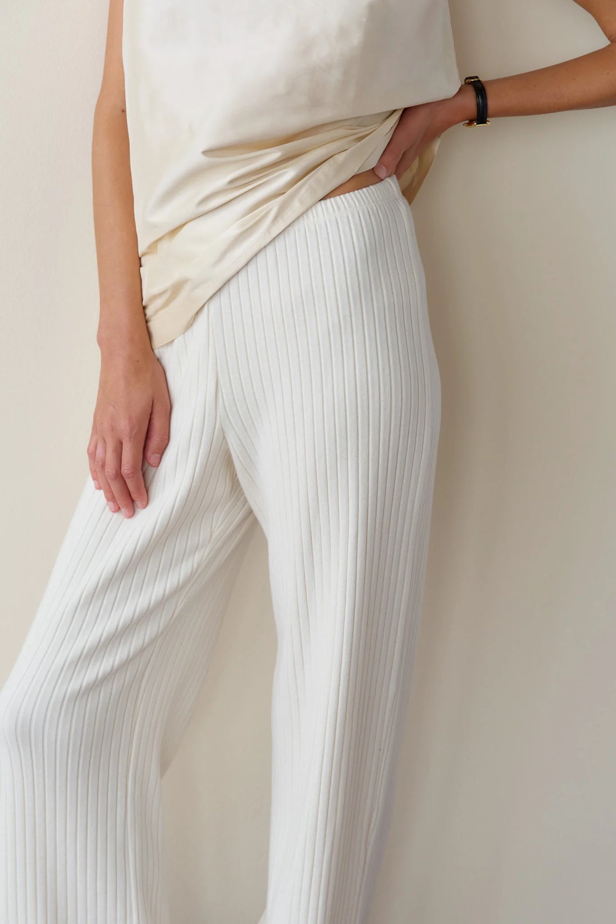 Donni Sweater Rib Simple Pant in Creme