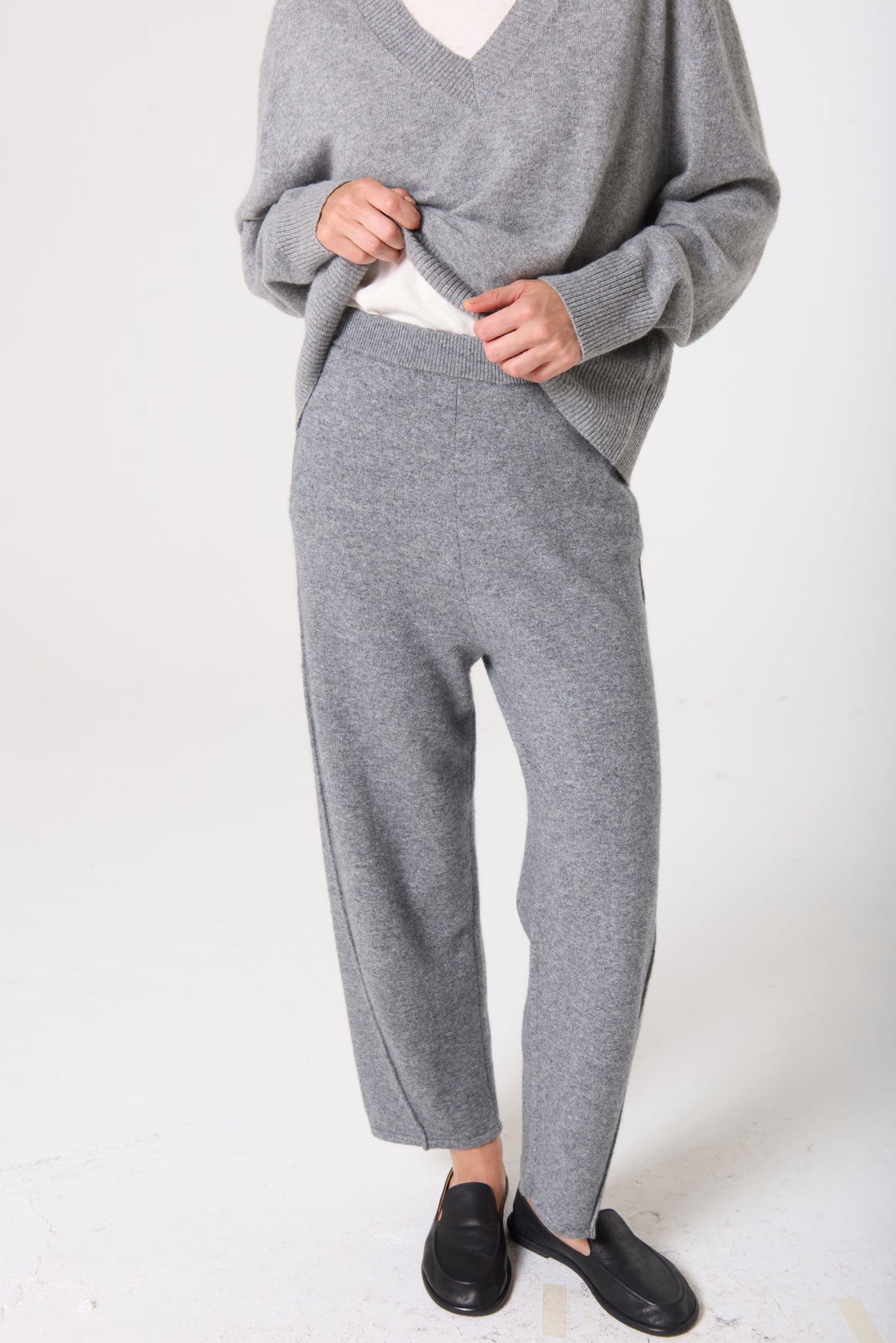 Zoé Barrel in Cashmere/Wool - Grey