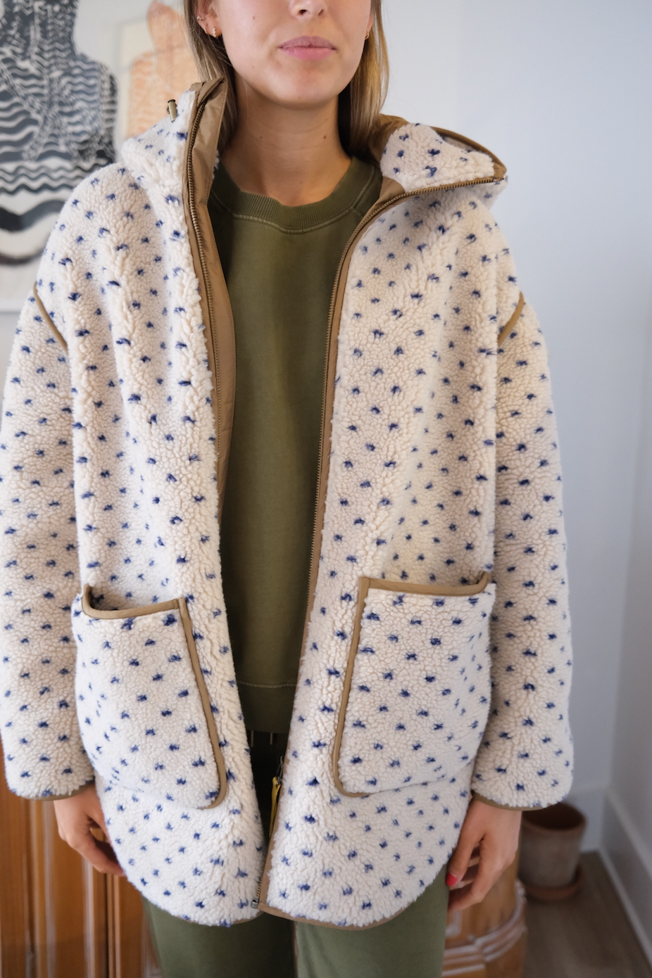 Hooded Sherpa Jacket - Ivory/Blue Birdseye